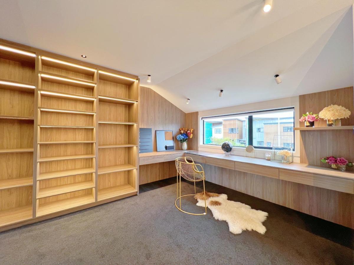 Elegant Beach House In Long Bay Villa Auckland Bagian luar foto