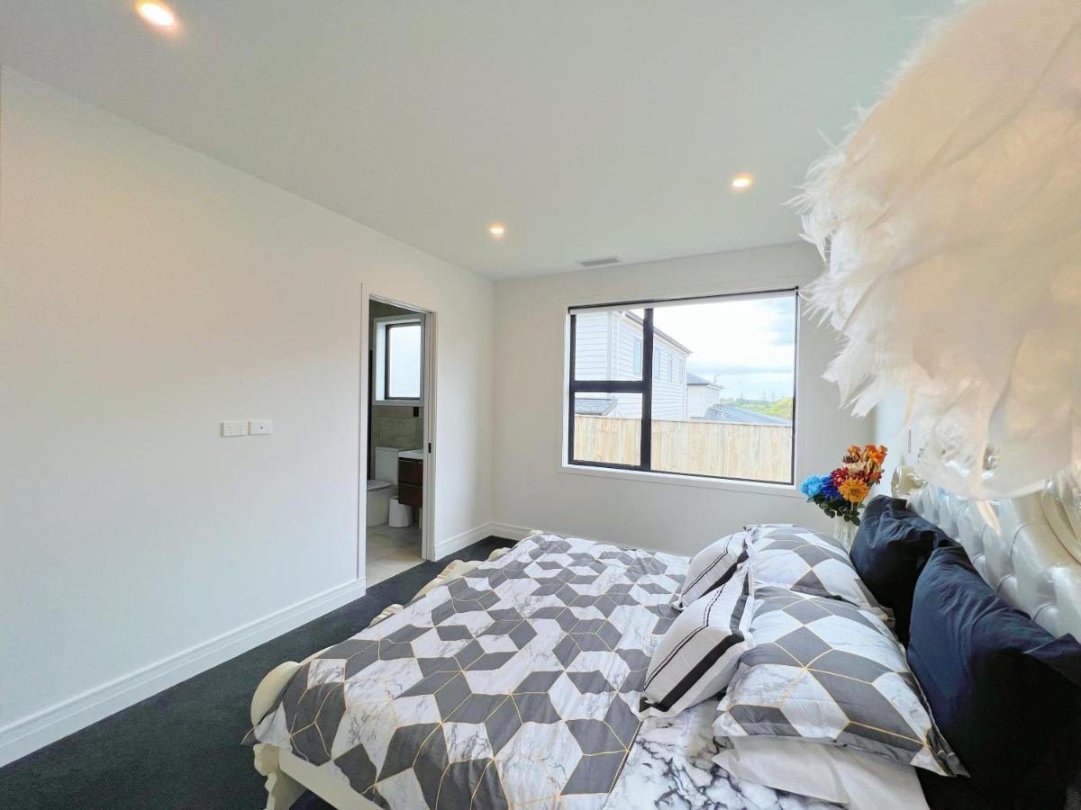 Elegant Beach House In Long Bay Villa Auckland Bagian luar foto